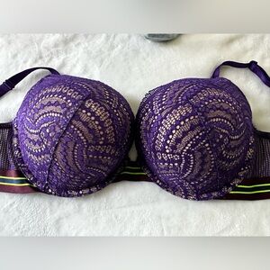 Victoria’s Secret Purple Lace Sexy & Sporty Underwire Bra 38 C Bombshell Plunge
